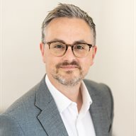 Dr James Price Profile Photo